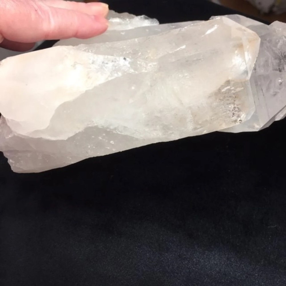 Quartz Large Crystal - Picture 6 of 8